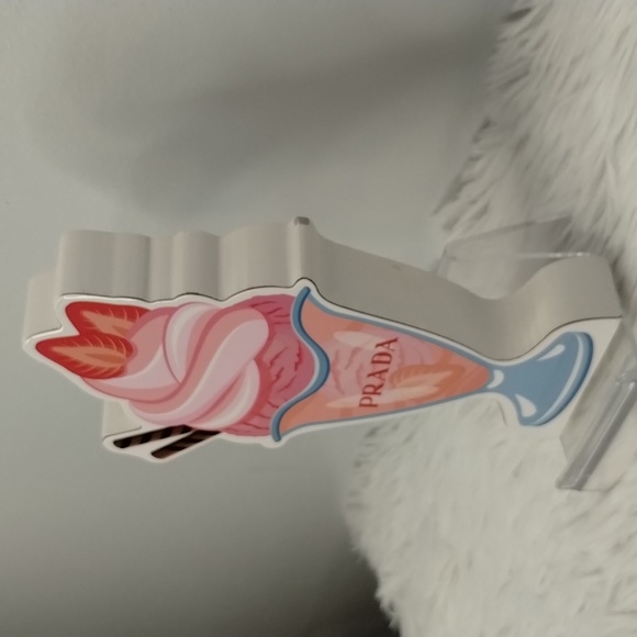 Home Designs Lux Ice Cream Wooden Home Decor - Picture 3 of 3